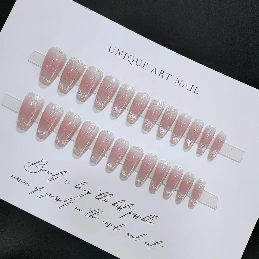 Nalepovacie nechty Cat Eye Blush, dlhý tvar coffin, trblietavý povrch