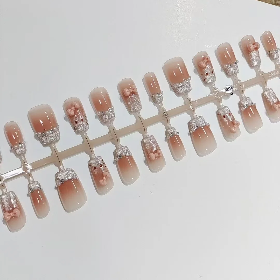 Press-on nails korte vierkante vorm met leuk kat-cartoon, 30 stuks
