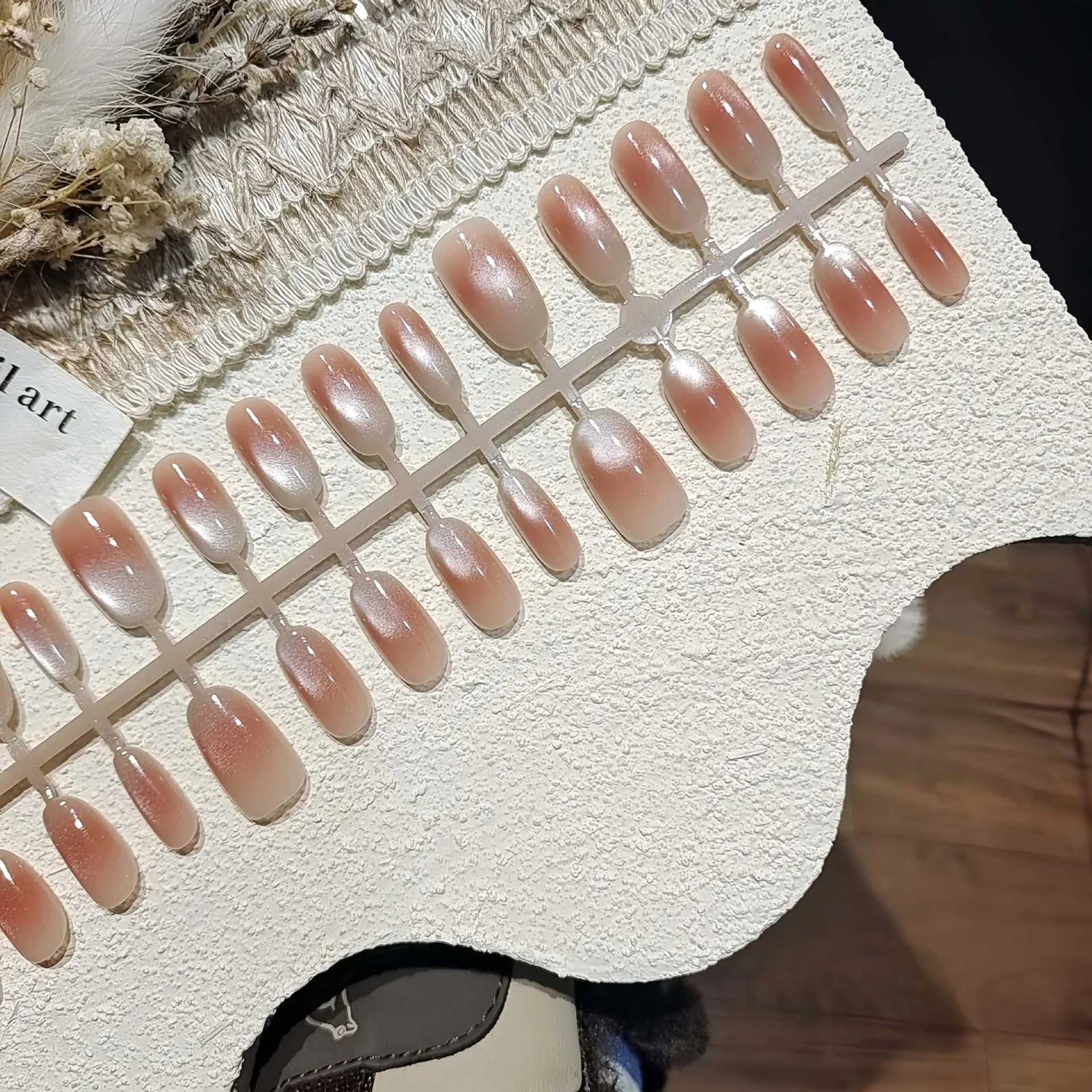 Lösnaglar Cat Eye Glaspärlfinish Förformad Manikyrset