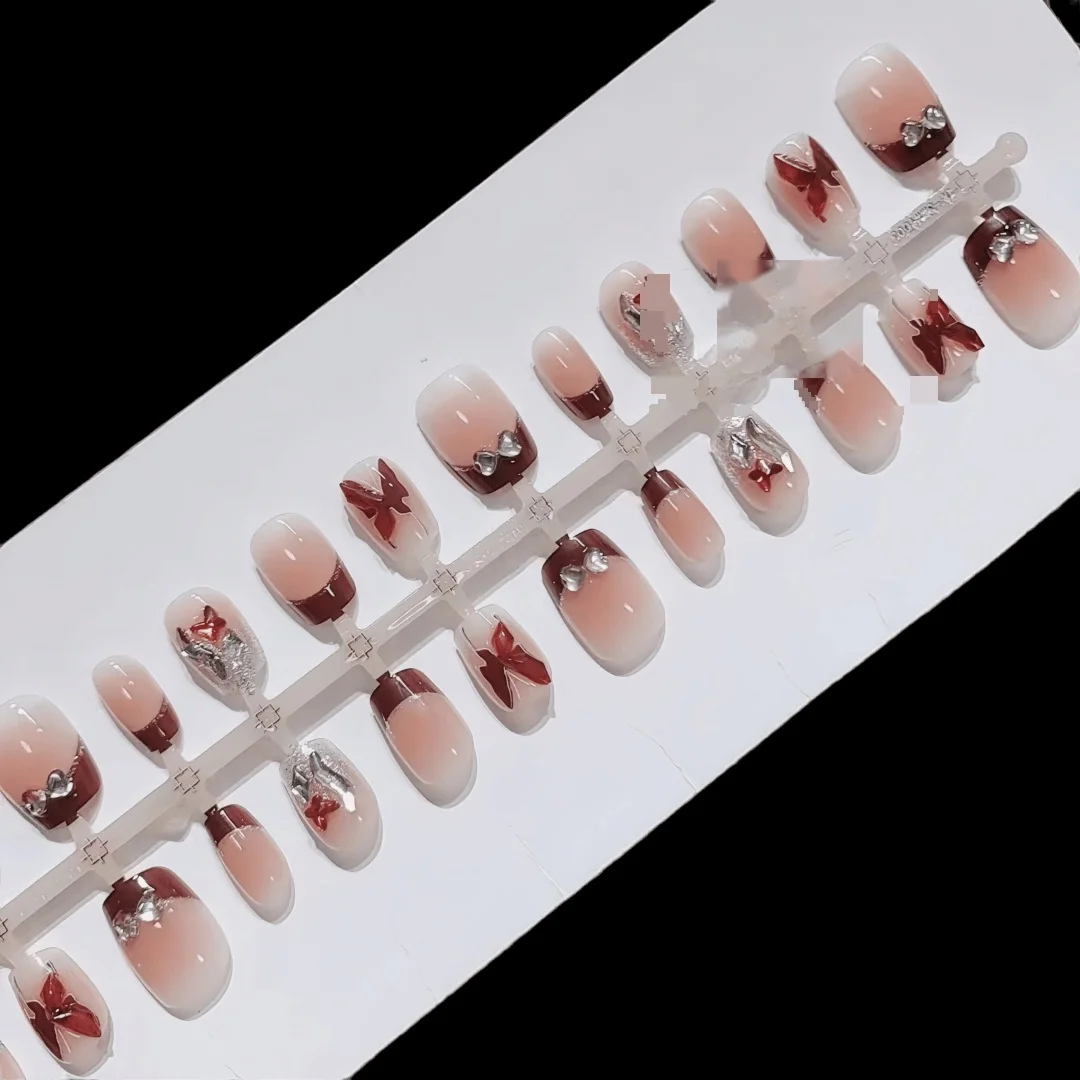 Uñas Postizas Punta Francesa Roja con Detalles de Mariposa y Brillo