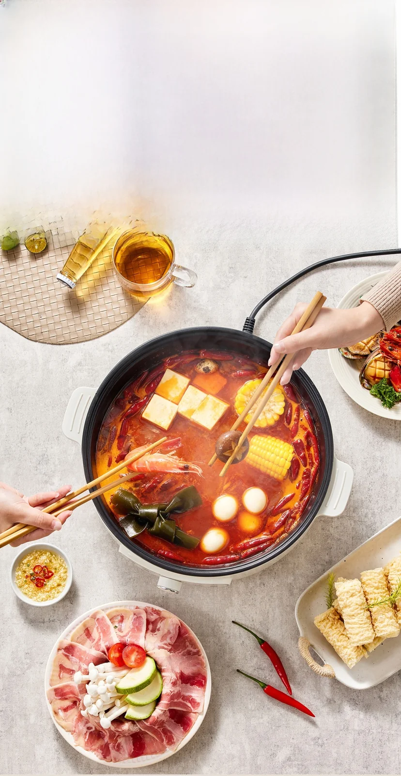 מחבת גריל חשמלית עם מכסה 1800W 3 מצבי חום Non-Stick
