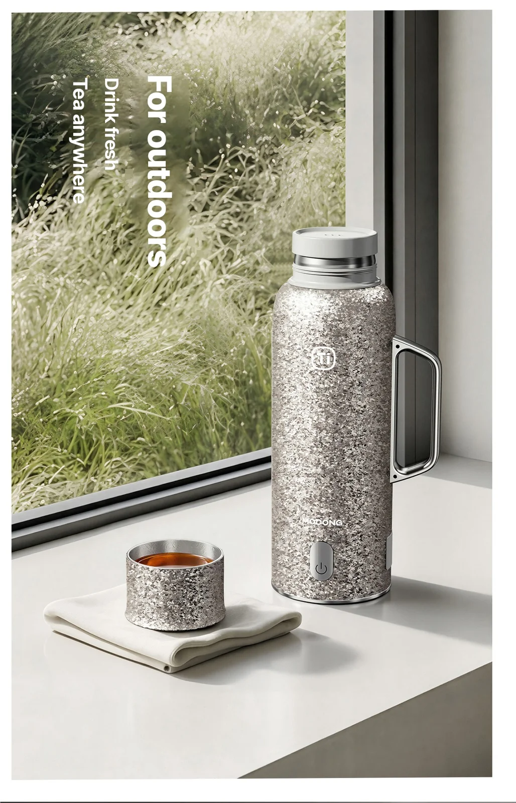 Isolierter Becher aus reinem Titan mit Temperaturanzeige, 601-700ml