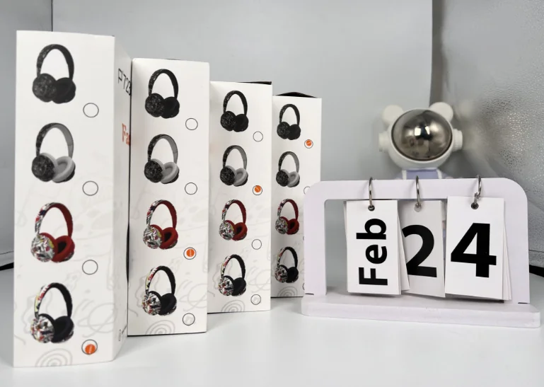 Fon Telinga Tanpa Wayar Over-Ear dengan Bluetooth 5.4 & Slot Kad TF