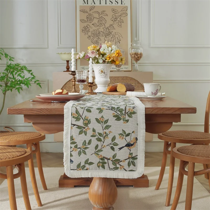 Vintage Französischer Ölgemälde-Stil Tischläufer mit Quasten