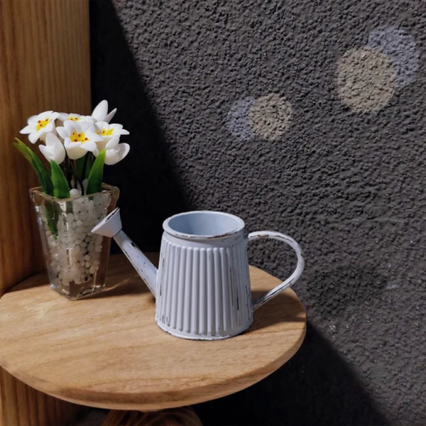 1PCS Vintage 1/12 Scale Miniature Dollhouse Mini Garden Watering Can for OB11 BJD Doll Accessories Toy 1PCS Vintage 1/12 Scale Miniature Dollhouse Mini Garden Watering Can for OB11 BJD Doll Accessories Toy