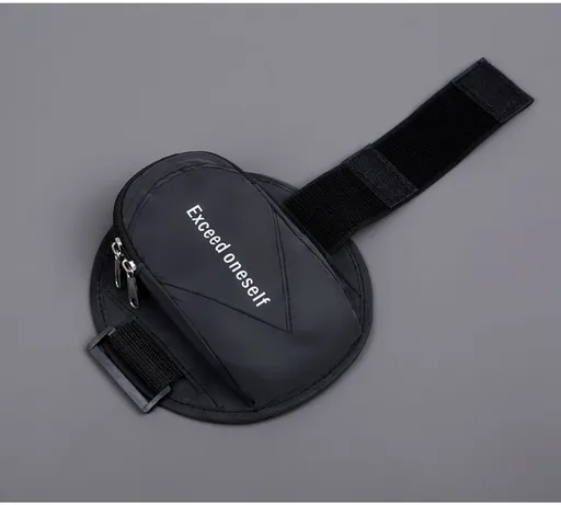 Sports Bag - Running Armband - Phone Holder for Running - Reflective Sports Accessories - With Adjustable Shoulder Strap - Suitable for Running, Camping and Hiking (Black)