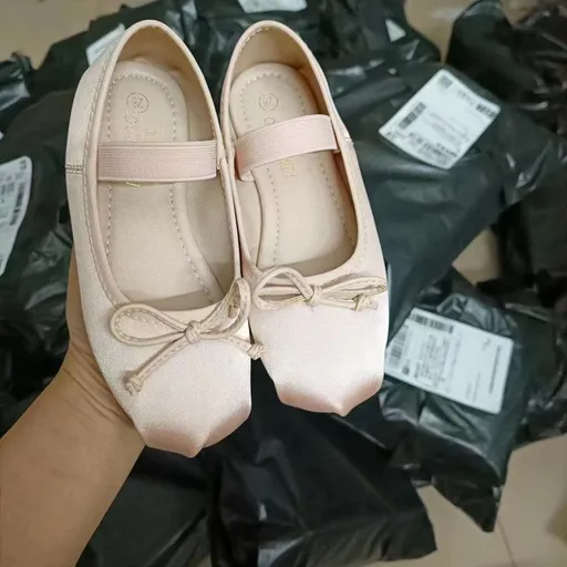 Obemei Girls Satin Dance Shoes Bow Elastic Band Pink 35 yards shoe length 22cm