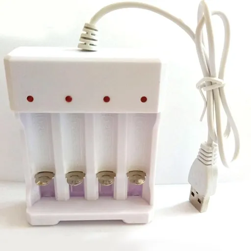 USB Four-Slot Charger for AA AAA Rechargeable Batteries 85x65x25mm White