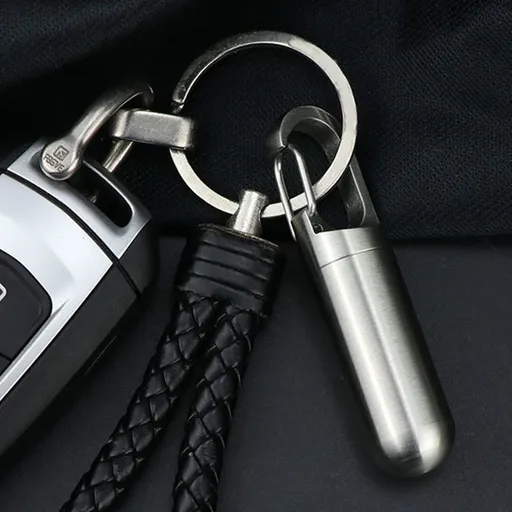 Stainless Steel Pill Container, Sealing Waterproof Portable Keychain Pill Holder Keychain Pill Holder for Outdoor Travel Purse (L)