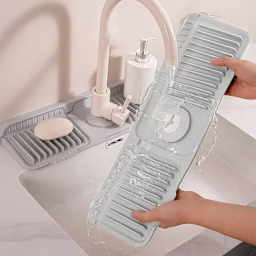 Silicone Sink Splash Guard, Kitchen Sink Accessory with Drip Tray, Button Style Silicone Faucet Drains Mat, Bathroom Kitchen Splashs Guard Countertop Storage Mat Pink