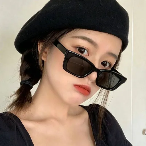 Q1 Black Frame Gray Lens | UV400 Trendy Square Sunglasses | Halloween Streetwear Gift | Bold Frame Cool Fashion Sun Glasses