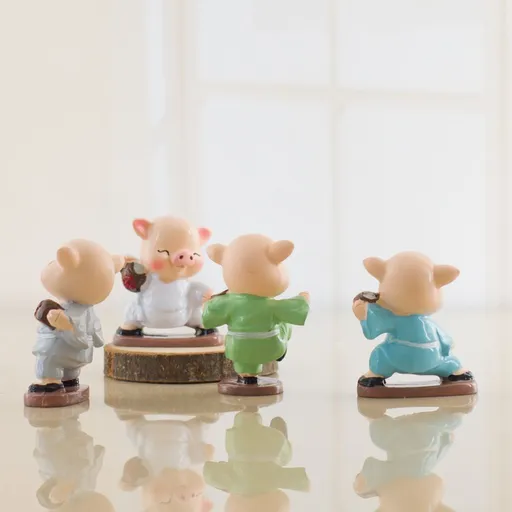 4 Pieces Pig Ornament Kungfu Monk Pig Statues Resin Monks Decorative Ornaments for Home Baby Buddha Decor Gift