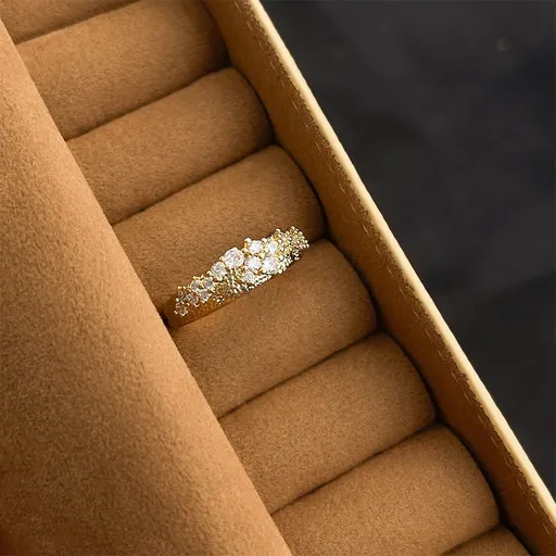 Retro Luxury Statement Ring | Holiday Party Jewelry | Niche Court‑Style Zircon Index Finger Ring for Ladies