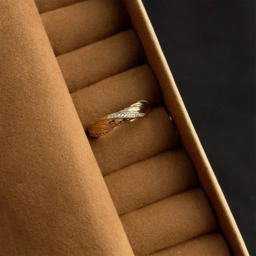 Elegant Luxury Zircon Ring | Christmas Small Present | Retro Court‑Style Fashion Women Finger Band