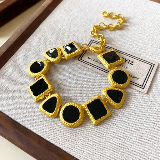 Gold Necklace with Black Stone | Christmas Gothic Luxury Gift | Black Rhinestone Heart Pendant Necklace Vintage Statement