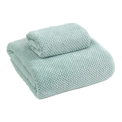 1 Piece Quick Dry Bath Towel, lightweight highly absorbent sports towel for shower fitness yoga travel and outdoor use, Green, 35 x 75 cm