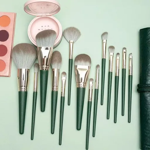 14-Piece Green Simple Packaging Synthetic Fibre Makeup Brush Set - Soft Bristles, Long Handles, Complete Face and Eye Kit, Beginner Friendly Beauty Tools for Foundation, Blush, and Eyeshadow Application