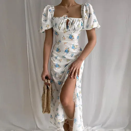 Hongyi Floral Long Dress Summer 2026 New White Blue Big Flower M Size: M; Height (cm): 160-165; Weight (kg): 50-55; Bust (cm): 86-90; Waist (cm): 70-74; Shoulder width (cm): 38; Length (cm): 60