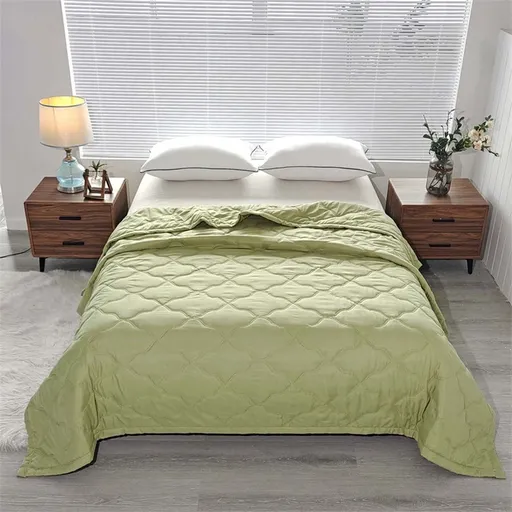 Cooling Blanket, Twin Size Arc-Chill Cooling Blanket with Breathable Fabric, Perfect for Hot Sleepers Relief from Night Sweats and Insomnia, Ideal for Summer&Warm Climate (39.3x59in, Green)