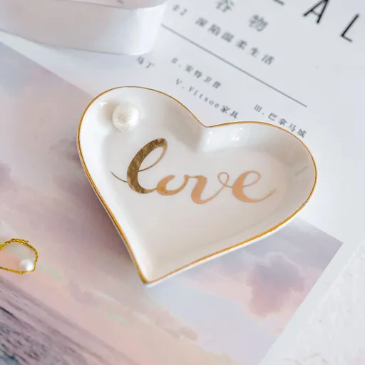 1pc Love Plate Heart Ring Tray Pottery Plate Ceramic Heart Plates Ceramic Plate Love Ring Dinner Plate Snack Serving Platter