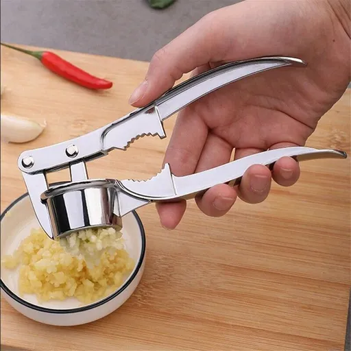 Stainless Steel Garlic Press Rocker, Garlic Mincer With Studs, Heavy Duty Garlic Chopper, Effective Garlic Peeler, Easy to Clean Kitchen Gadget for Minced Garlic, Dishwasher Safe 【Best Seller】C