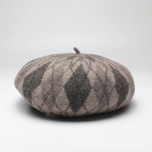 Diamond Colorblock Wool Beret - Stylish Plaid Painter Hat, Warm and Soft - (Gray)