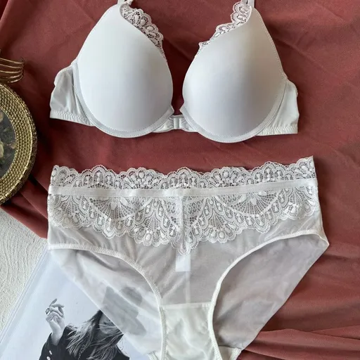 Sexy Women's Underwear Front Closure Backless Small Chest Gathering Bra Anti-Sagging Plus Size Lace Set - White - L