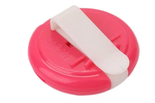 Golf Stroke Counter - Clip-On Score Keeper for Gloves & Hats (3 Colors) - Pink