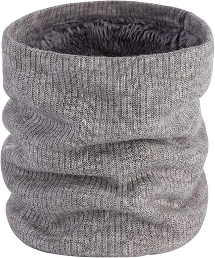 Light Grey Fleece Scarf for Winter Sports Warmth and Comfort