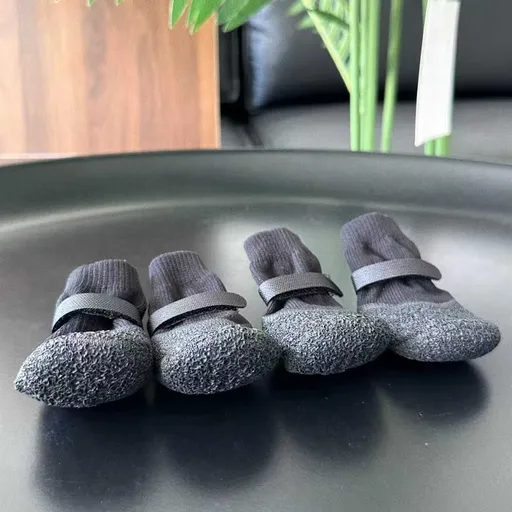 Dog Shoes Waterproof Non Slip PVC Breathable Black wrinkled shoes S small size comes with 4 straps [within 1.5kg]