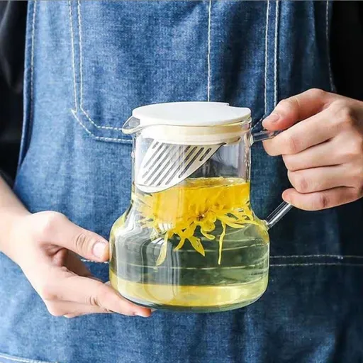 Household Glass Water Kettle for Cold Water - Borosilicate Glass Pitcher for Hot and Cold Beverages - Kitchen Carafe for Boiled Water Storage - Handcrafted Small Pitcher with Handle - 11X8X12Cm