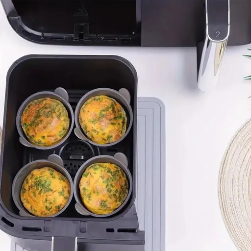 4pcs Silicone Egg Mold for Air Fryer, Non Stick Silicone Ramekins for Air Fryer, Large Muffin Cases Egg mould Poached Egg