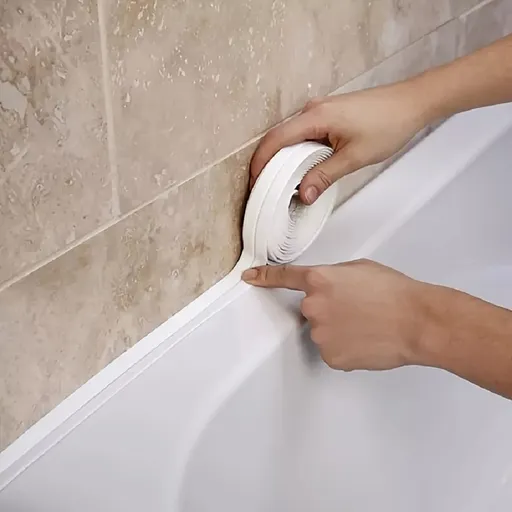 1 Roll Self Adhesive Caulk Tape, Waterproof Sealing Strip for Toilets, Baths, Sinks, Kitchen Benches, 3 cm x 3.2 m, White