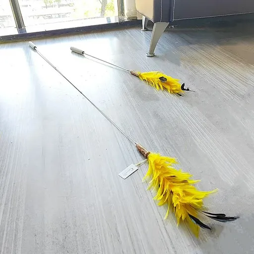 CHIYOOSU Cat Teaser Wand with Feather Bell Chicken tail flower extended pole three sections telescopic yellow