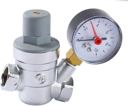 Adjustable pressure reducing valve with integrated pressure gauge for hot and cold water, brass pipe valve for home, commercial and industrial use (DN15)