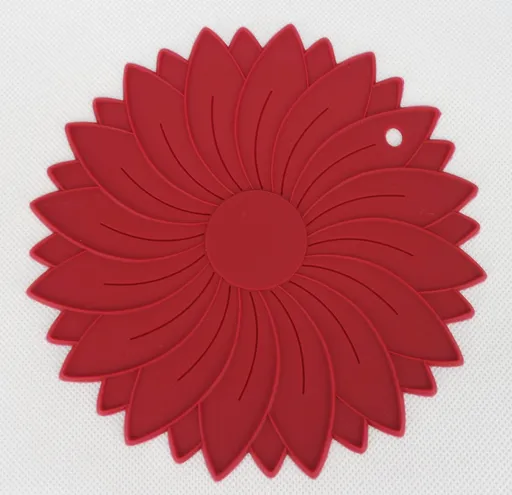 5-Piece Round Flower Silicone Trivet Set – Heat-Resistant, Non-Slip, Dishwasher-Safe Pot Holder for Kitchen Protection and Table Decoration