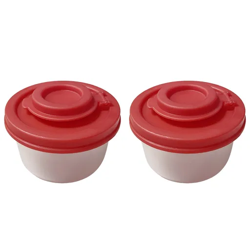 2 Pieces Mini Salt and Pepper Shakers with Airtight Red Lids, Transparent Plastic Spice Containers for Camping, Travel and Lunch Boxes, Red