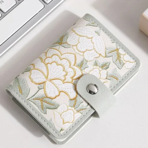 Stylish Floral-Printed Card Holder: Multi-Slot, Wallet for Driver's License and Bank Cards—Green