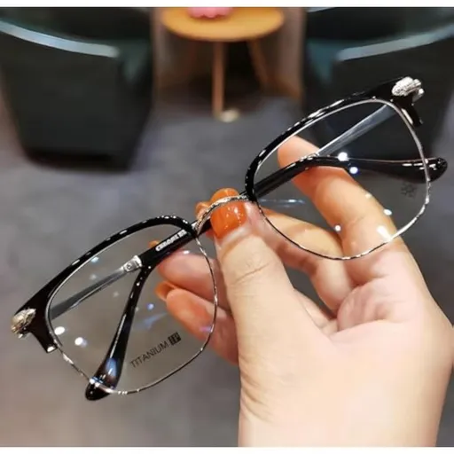 Ultra Light Anti Blue Presbyopic Glasses, Titanium Frame HD Reading Glasses with Spring Hinge, Unisex Anti Eyestrain Glare UV