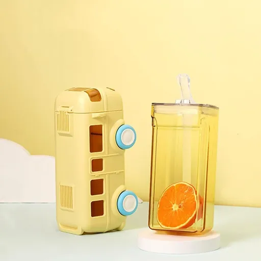 Bus Water Bottle for Kids,17.5oz Car Water Cup with Straw and Strap, Water Cup in Bus Shape for Kids, Bus Water Bottle Car Straw Water Cup