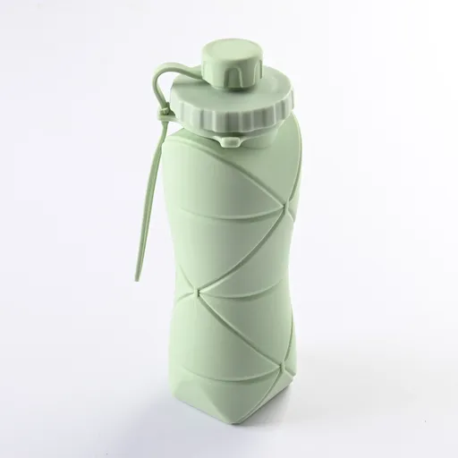 Mini Portable Foldable Silicone Hydration Cup, High Temperature Resistant Telescopic Water Container for Backpacking Camping and Christmas Small Practical Gift, 600ml, Green