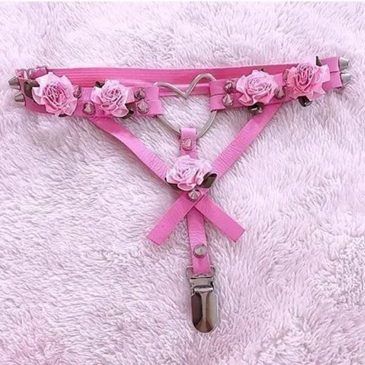 House Of Dasein Rose Heart Garter Lingerie Women - Pink - Garter