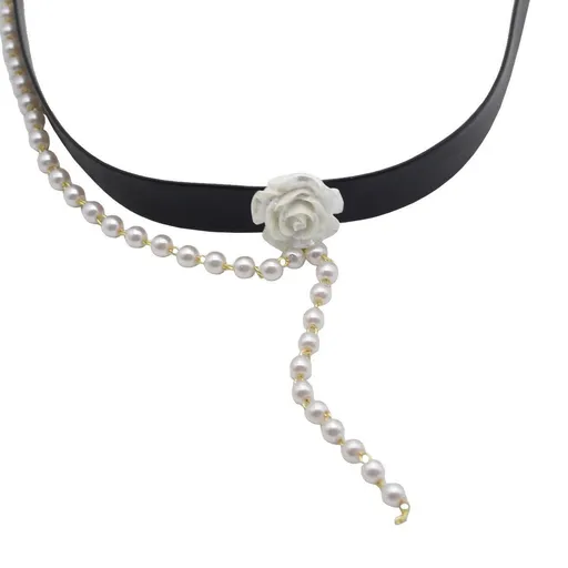 Pearl Choker Necklace with Handmade Flower Vintage Floral Rose Collar Bridal Pearl Neck Chain Party Neck Jewelry for Women