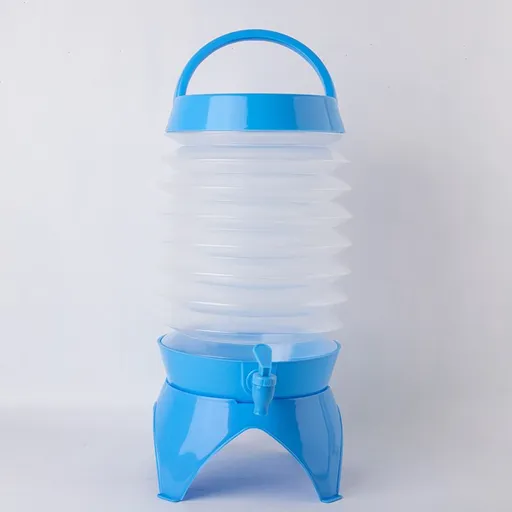 Collapsible and Foldable Water Storage Container with Spigot，Protable Cold Drink Ice Tea Dispenser with Handle,for Party, Fridge