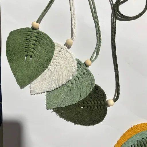 4 PCS Macrame Leaf Wall Hanging Set Handmade Cotton Boho Feather Ornaments Green & Beige for Nursery Home Decor