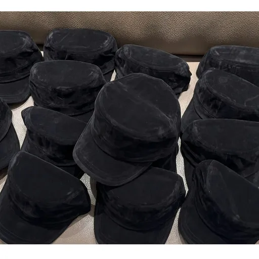 Solid Black Suede‑Textured Cavalry Hat, Adjustable 56‑58cm, Christmas & Halloween Cool Party Headwear, Classic Retro Hat, Nice Holiday Giveaway