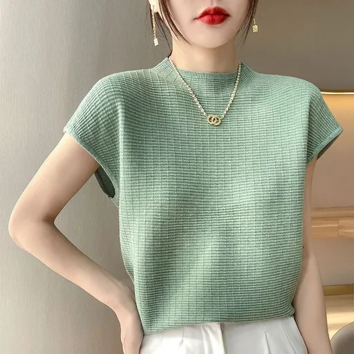 wu Thin Short Sleeve Plaid Knitted Top Bean Green XL Size: XL; Height (cm): 170-175; Weight (kg): 60-65; Bust (cm): 94-98; Waist (cm): 78-82; Shoulder width (cm): 40; Length (cm): 64