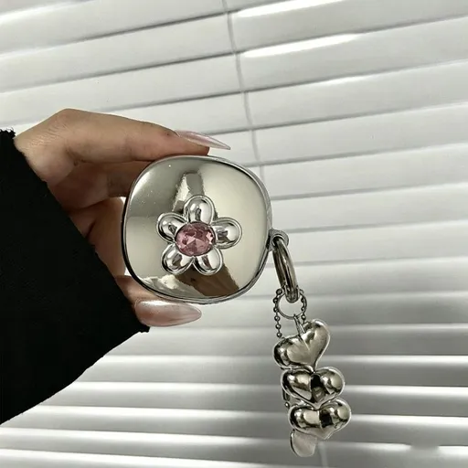 Floral Electroplated Case + 3 Heart Charms AirPods 4