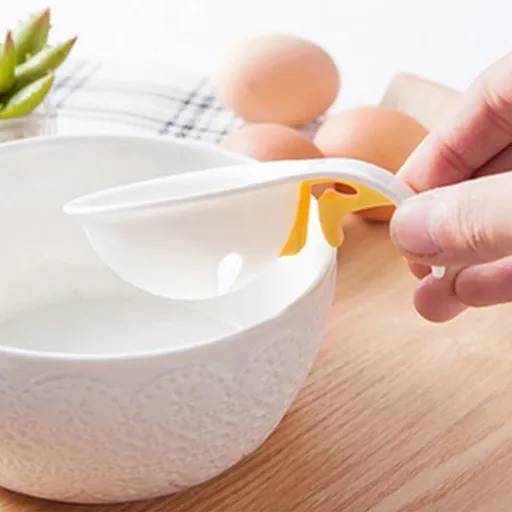 2pcs Reusable Egg Yolk Separator with Bowl Clip and Ergonomic Handle