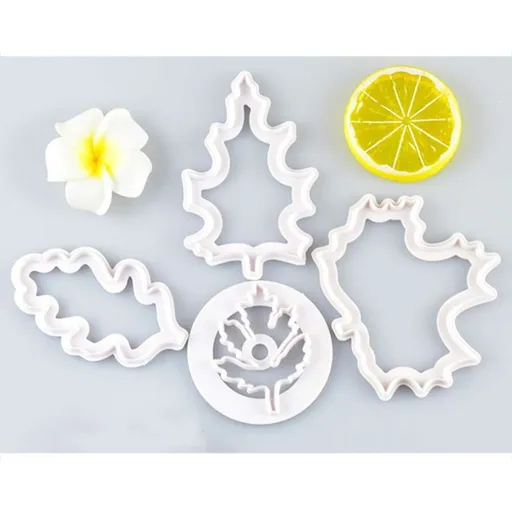 4PCS Fall Leaves Cutter Set Maple Leaf Cutter Set Washable Durable Christmas Leaf Cutting Mold